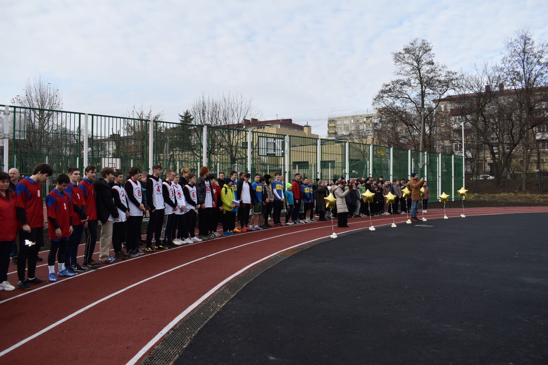 Открытие обновленного спортивного стадиона гимназии.