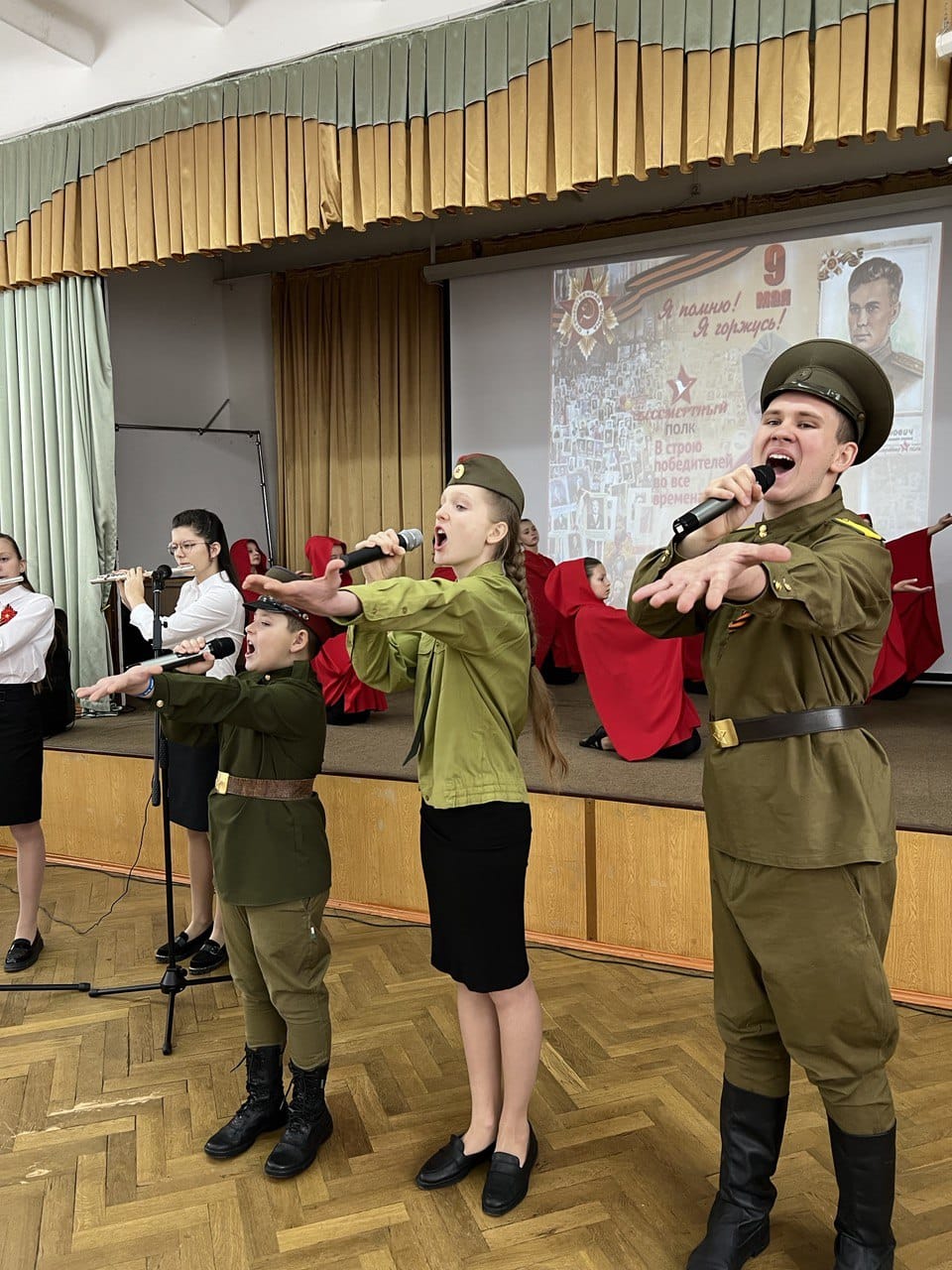Фестиваль инсценированной военно-патриотической песни "Песня в солдатской шинели".
